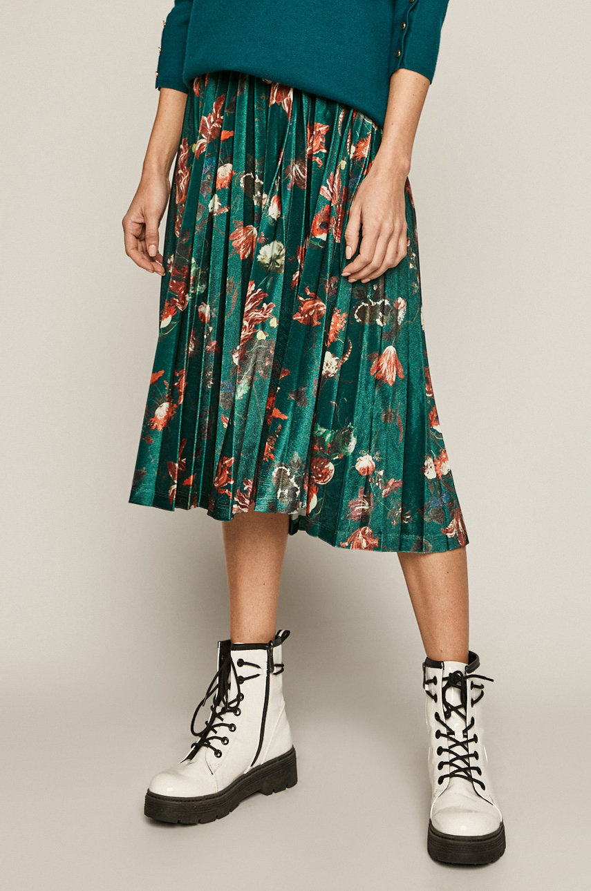 Last size S Women's green pleated skirt
