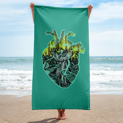 Jungle love Beach Towel